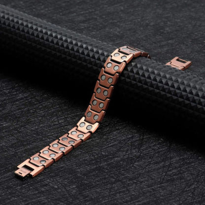 🔥Last Day 49% OFF - Men's Vintage-Style Wide Copper Magnetic Therapy Bracelet🧲